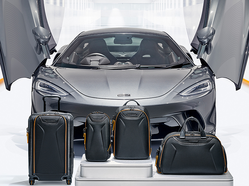 تمتع بتجربة سفر تمزج بين الاناقة والسرعة مع حقائب Tumi المستوحاة من  McLaren